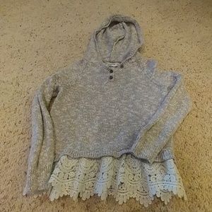 Abercrombie girl's gray sweater